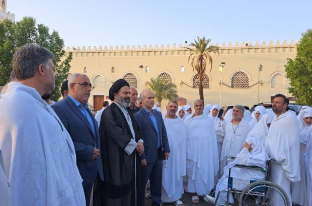 حضور مسئولان حج وزیارت در مسجد شجره و بدرقه نخستین گروه اعزامی به مکه مکرمه